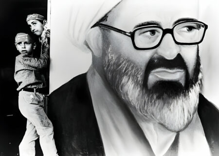 آیت الله منتظری : مخالفت شرق و غرب با جمهوری اسلامی بزرگترین دلیل حقانیت انقلاب است