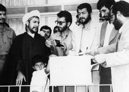 دستور امام به دادستان کل کشور ؛ در اموری که حافظ حقوق جامعه و اقتصاد کشور است به هر شکل می دانید می توانید عمل کنید