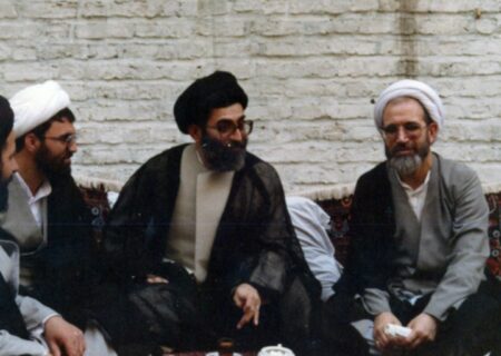 کروبی : اداره ایران تحت نظر ولی فقیه و امام عادل افتخار ملت ایران است!