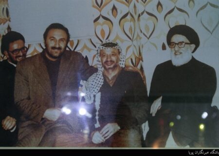 دیدار نماینده عرفات با آیت الله طالقانی
